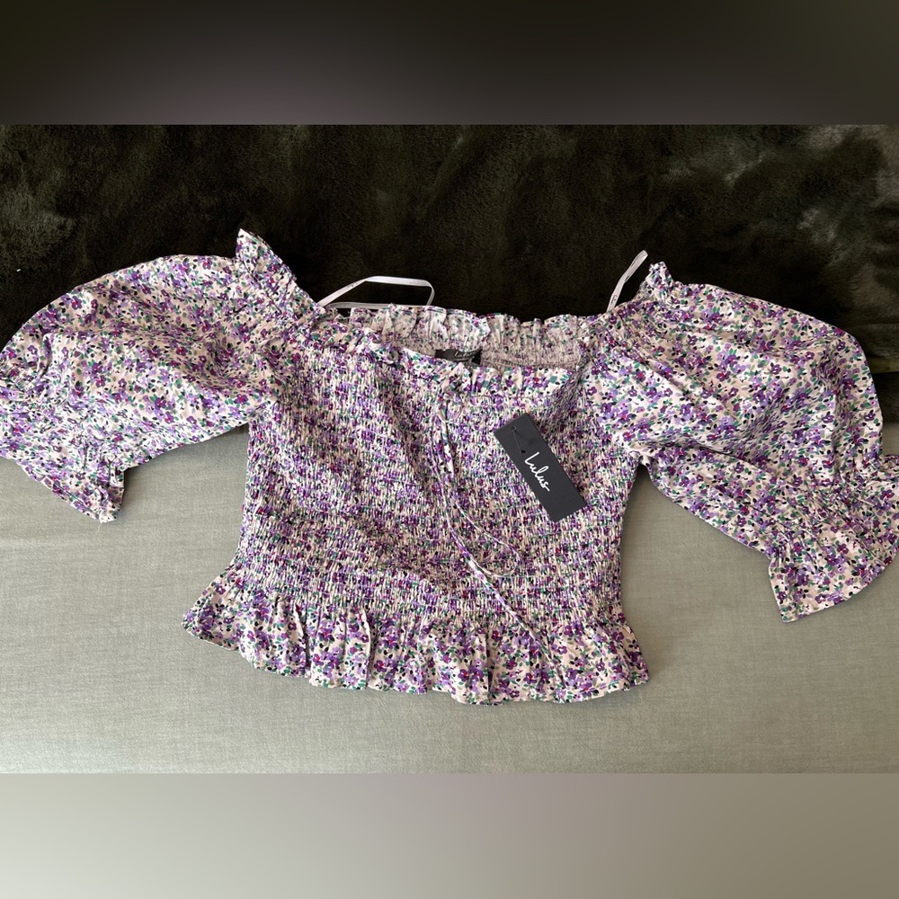 Lulus cropped blouse